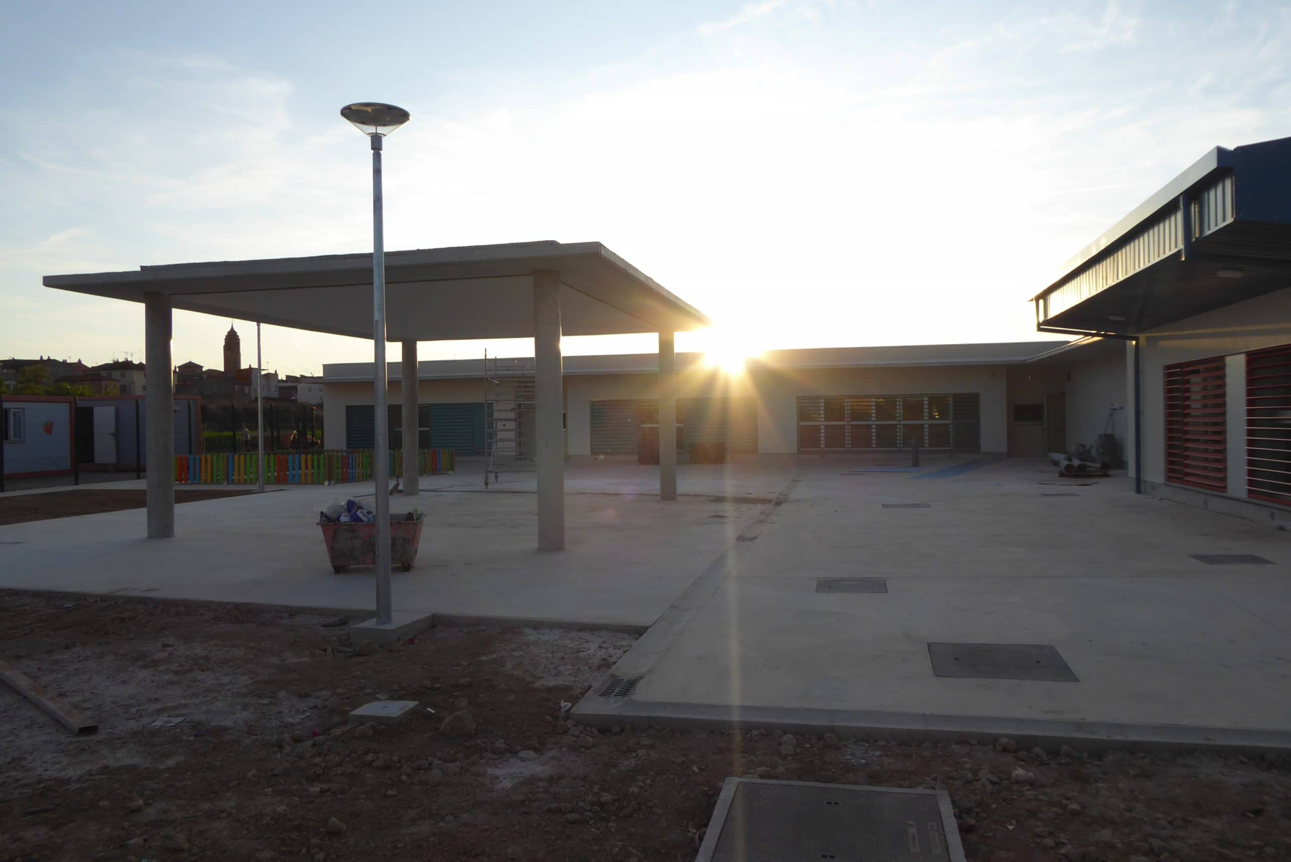 En este momento estás viendo Levitec finaliza las obras del nuevo colegio de Binéfar, que ha comenzado a funcionar este curso