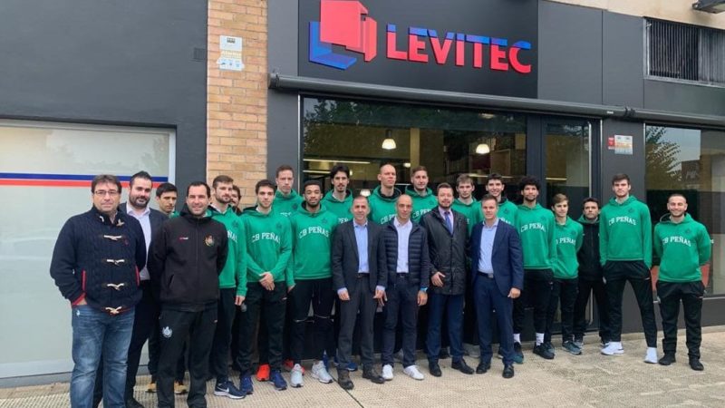 Levitec y el Club Baloncesto Peñas Huesca renuevan su patrocinio un año más